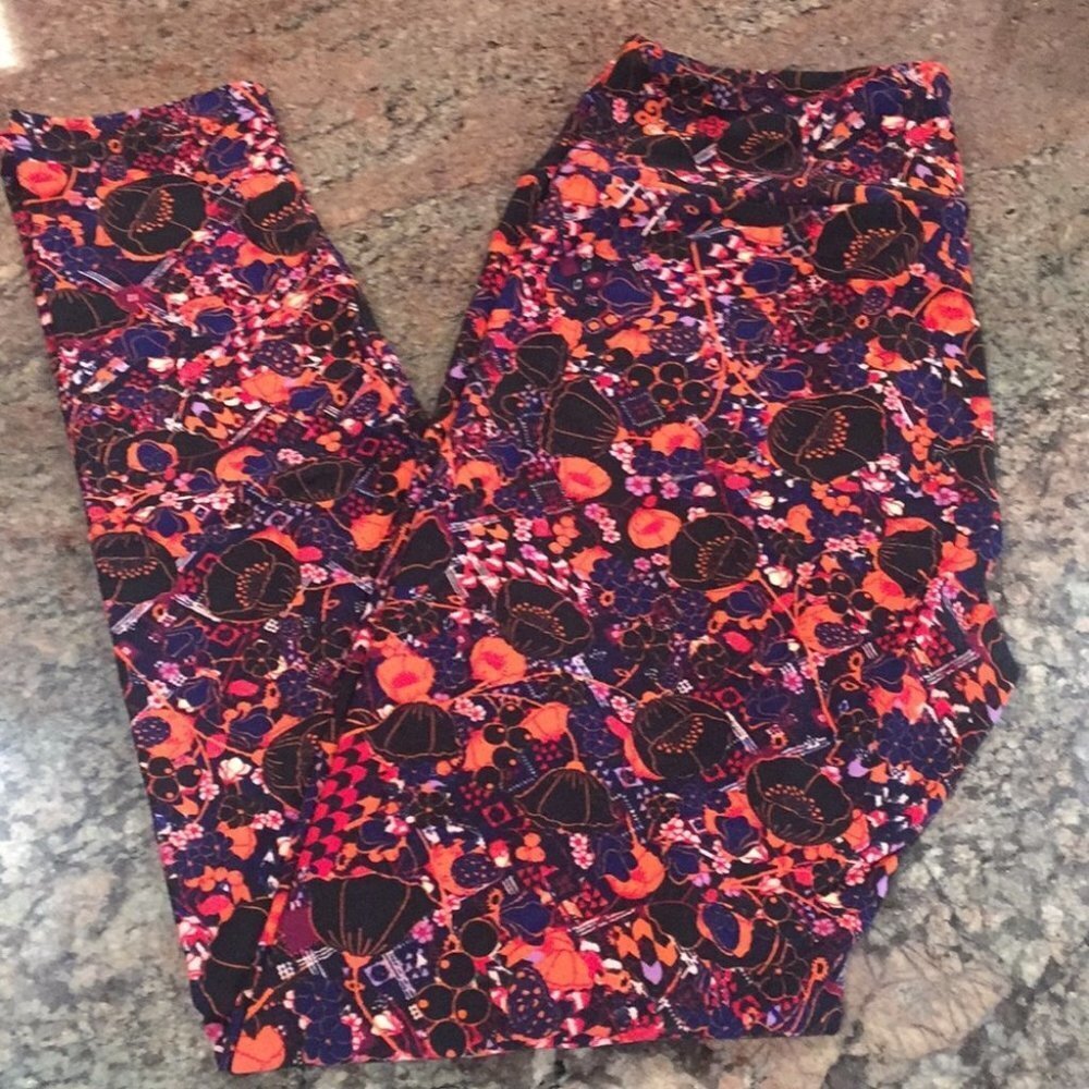 OS NWOT LuLaRoe Leggings C02 4460‎